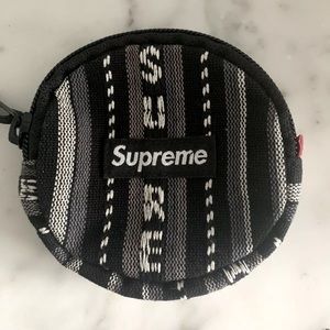 Supreme - Coin Pouch SS 20